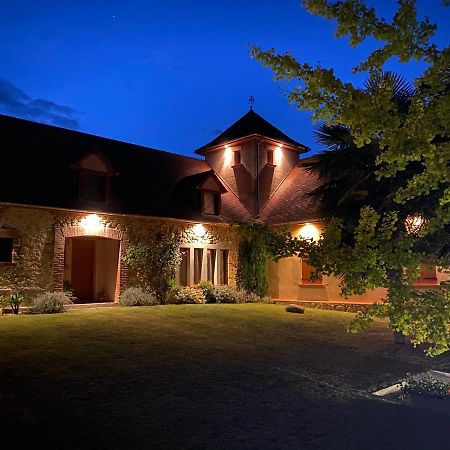 Domaine Des Pierres Trouvees Bed & Breakfast Saint-Vincent  Dış mekan fotoğraf